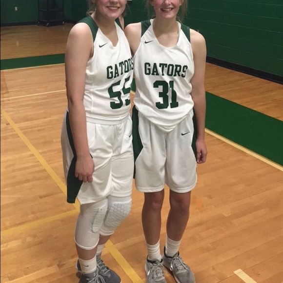 Meet your Posher, Tessa - Picture 1 of 1