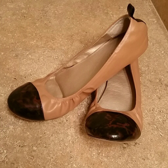 Nine West Flats, tan and brown