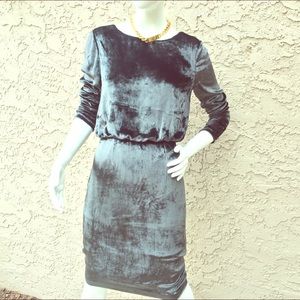 Ports 1961 Velvet Long Sleeve Dress Size 4