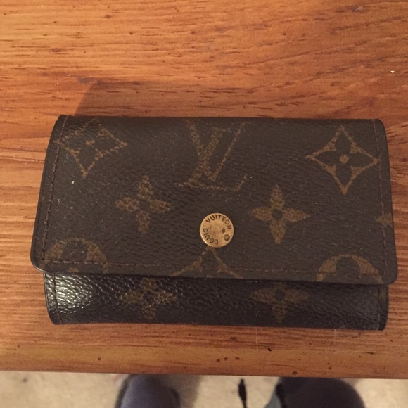 Louis Vuitton key wallet
