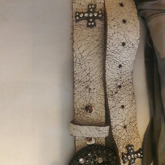 Amazing Rhinestone Belt with Crosses by Vintage - Picture 2 of 4