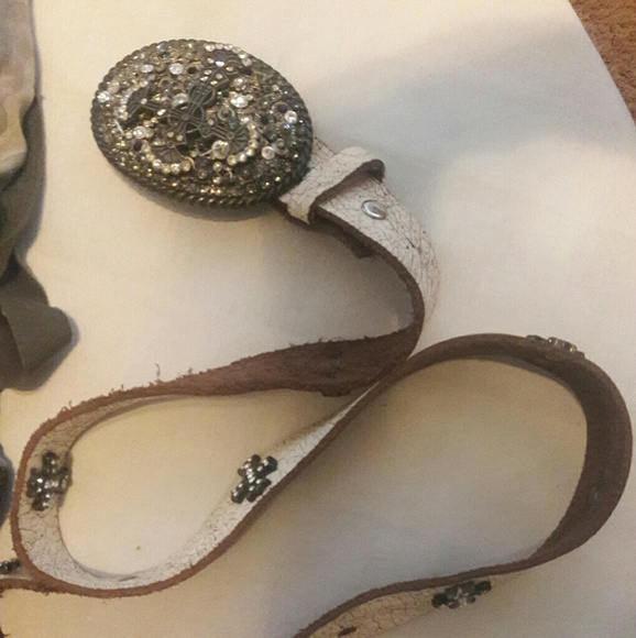 Amazing Rhinestone Belt with Crosses by Vintage - Picture 3 of 4