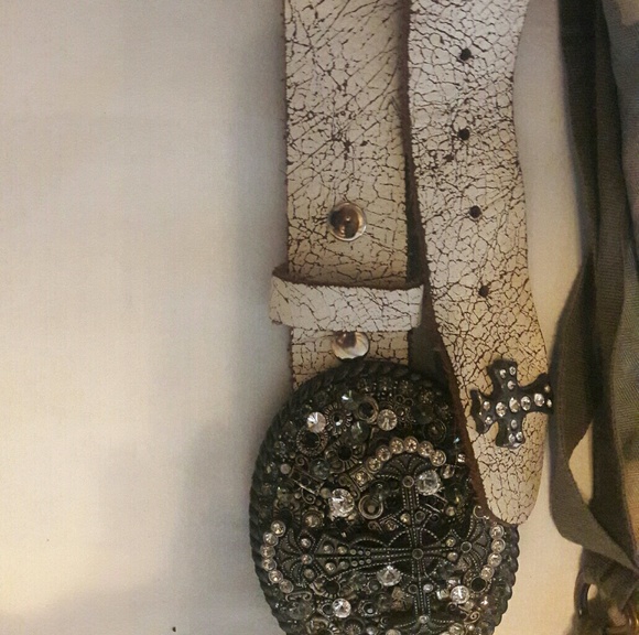 Amazing Rhinestone Belt with Crosses by Vintage - Picture 4 of 4