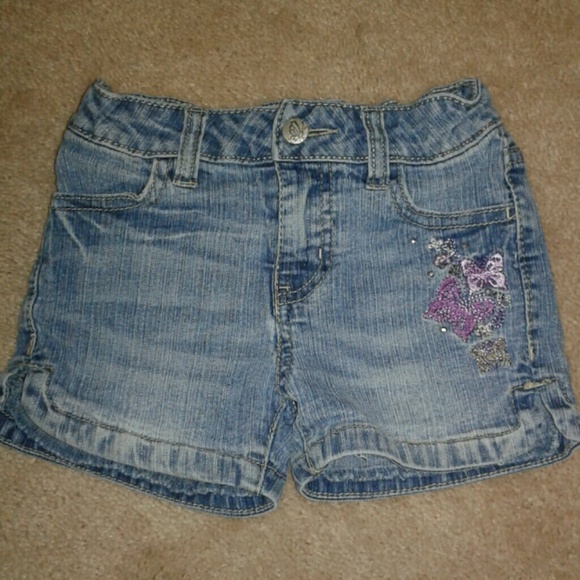 Girls' Shorts - Picture 1 of 3