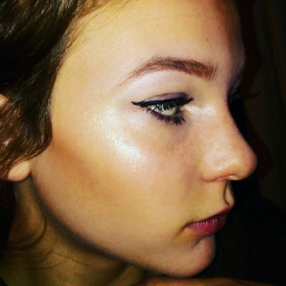 Meet your Posher, Regan