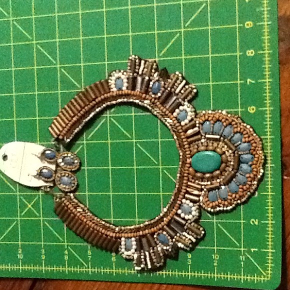 Bead necklace and earrings