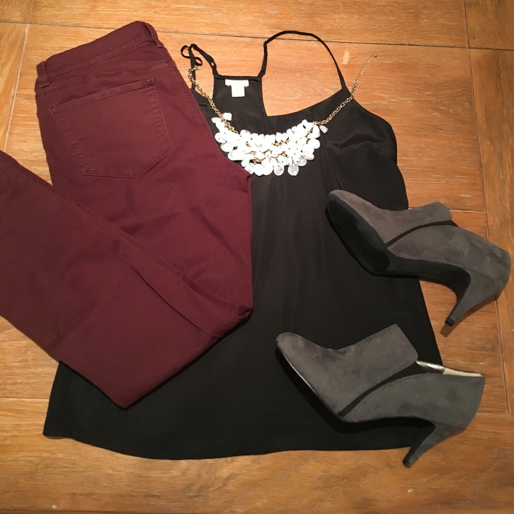 ‼️FINAL SALE ‼️ Grey suede Nine West booties
