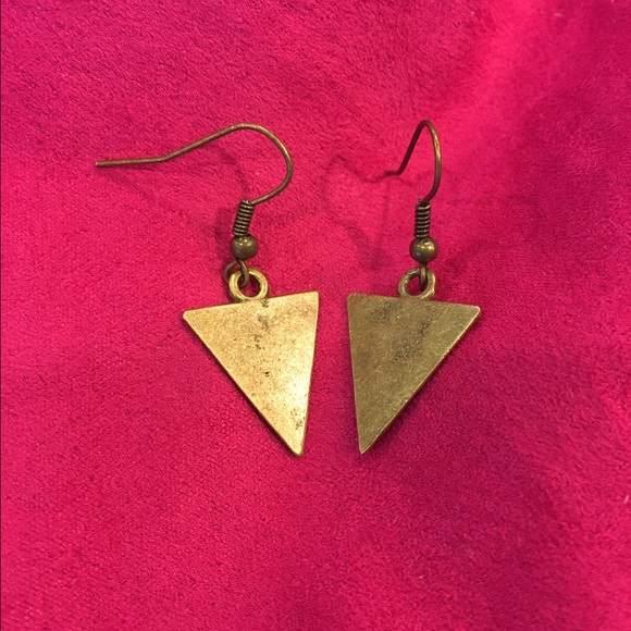 Earrings antique brass tone, gift/not my style