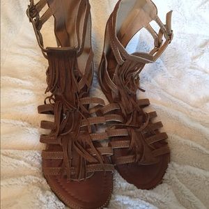 Sandals 👌🏽💜