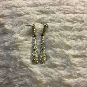 Bundle 3 for $5 🌺! Sparkle Rhinestone Earrings