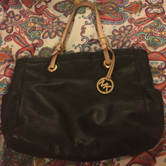 Authentic Michael Kors purse