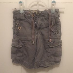 Boutique boys shorts in 3T
