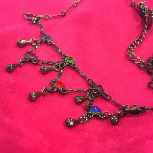 Necklace high gloss blk, multi color crystals