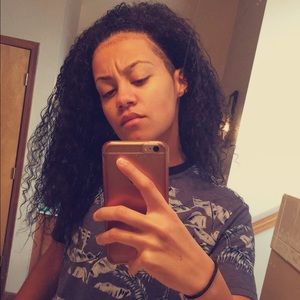 Meet your Posher, Dejavonna