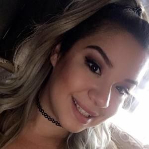 Meet your Posher, Reyna