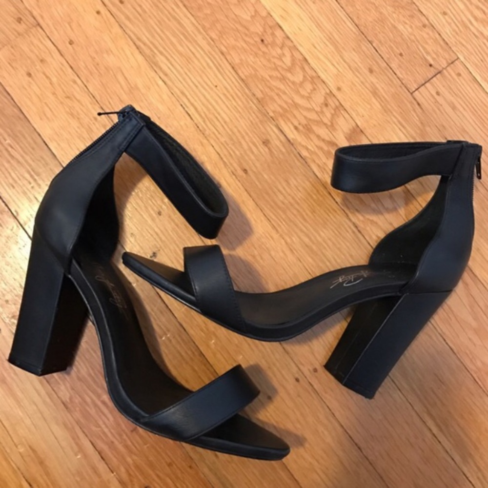 Black Stacked Heels - Picture 2 of 2
