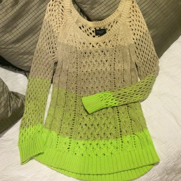 American Eagle Outfitters cream and green sweater - Picture 2 of 4