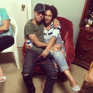 Meet your Posher, Marcos