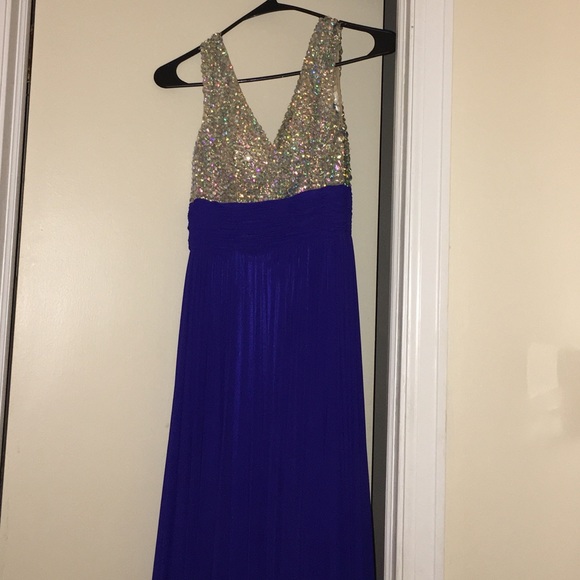 Royal Blue Floor length Prom dress!