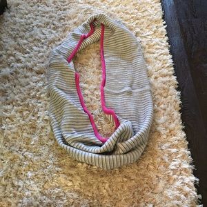 Pink and Gray Infiniti Wrap