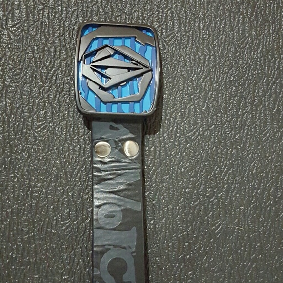 Volcom belt and belt buckle