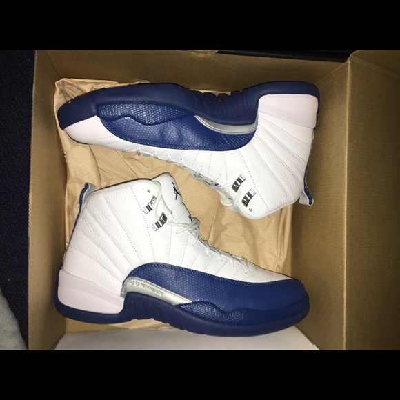 Air Jordan 12 French Blue main image 3
