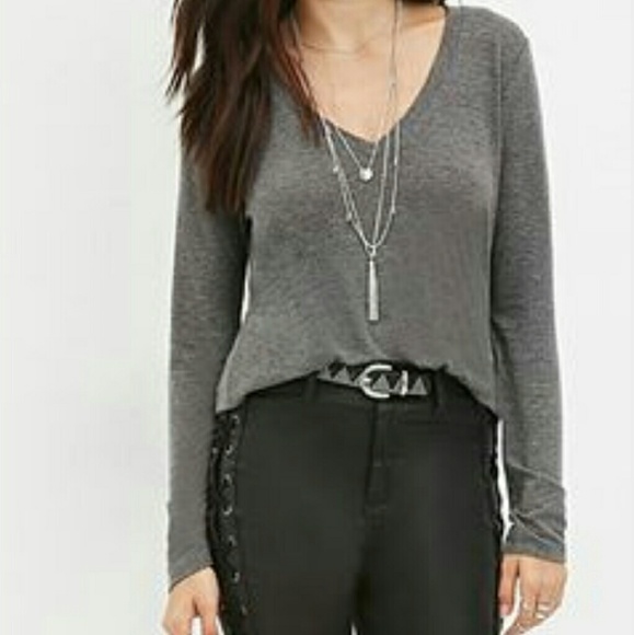 V-neck T-shirt