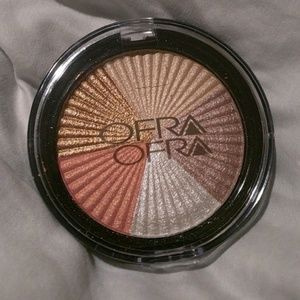 Ofra Beverly Hills Highlighter