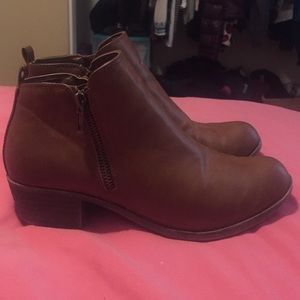 Chestnut Booties