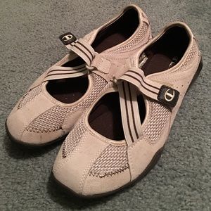 Champion Tan or Cream Shoes