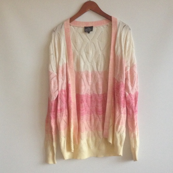 Angie Cardigan Size L