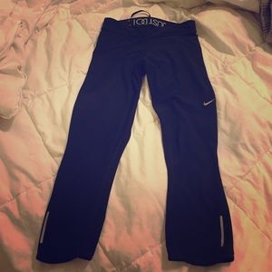 Nike crop workout pant- dry fit - small -