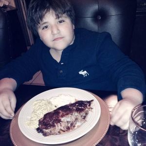 Meet your Posher, Emmanuel