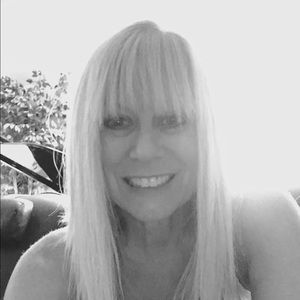 Meet your Posher, Monica