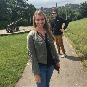 Meet your Posher, Natalie