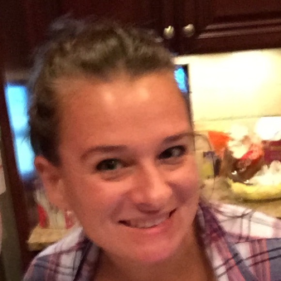 Meet your Posher, Michele