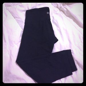 Lululemon athletica size 4 wonder under crop