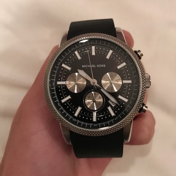 Everything must go ⚠️⚠️SALE- MICHAEL KORS WATCH