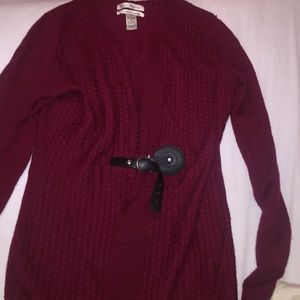 Maroon sweater