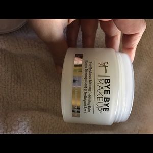 It cosmetics bye bye makeup balm