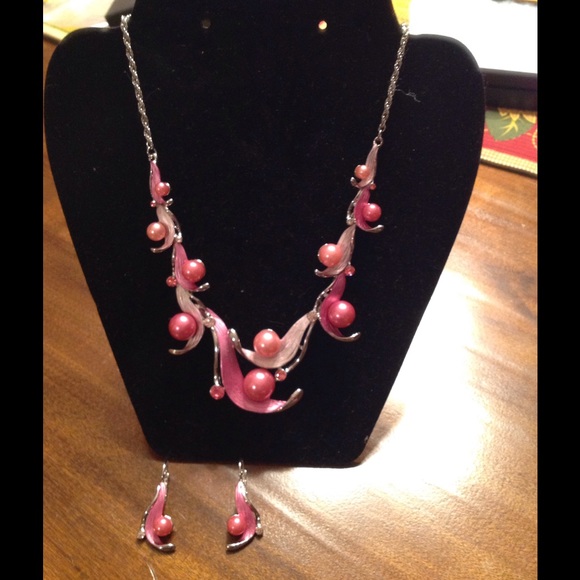 Beautiful rose and silver necklace and earrings