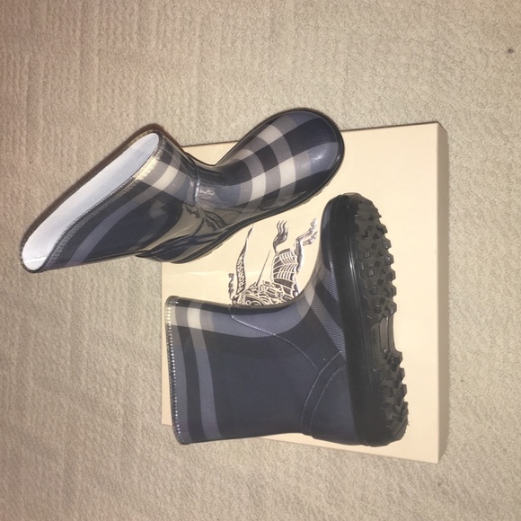 Burberry Other - HP✨CHILDREN BURBERRY RAINBOOTS (2 available)
