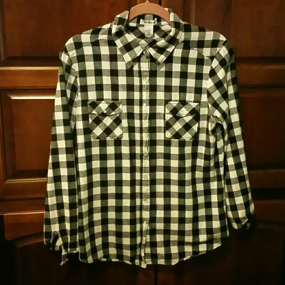 Black and White Gingham Print Button Shirt