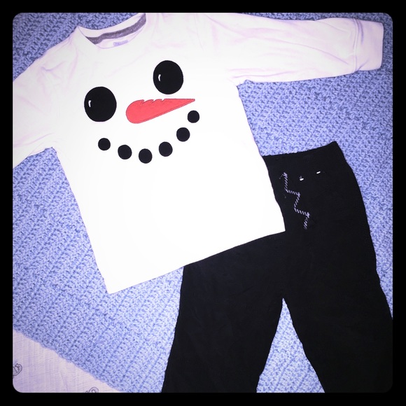 Infant snowman shirt with fleece lined pants