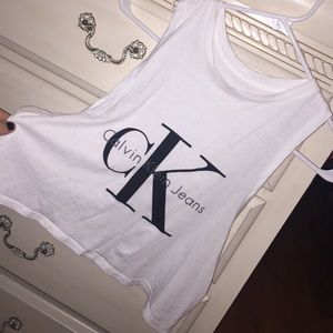 Calvin Klein muscle crop tank- size S