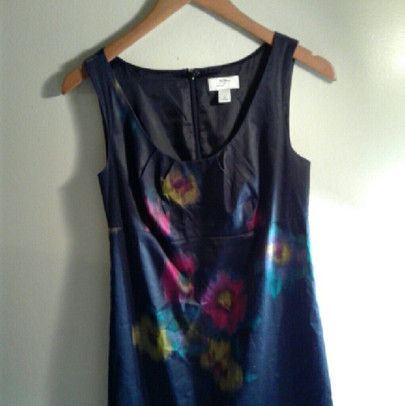 LOFT Empire baby blue with abstract flowers. - Picture 1 of 3