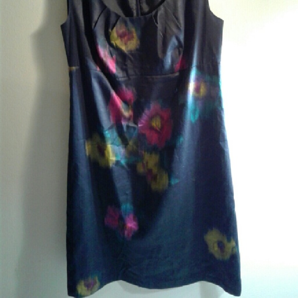 LOFT Empire baby blue with abstract flowers. - Picture 2 of 3