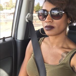 Meet your Posher, Lani