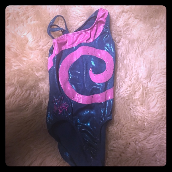 Nastia girls gymnastic Leo