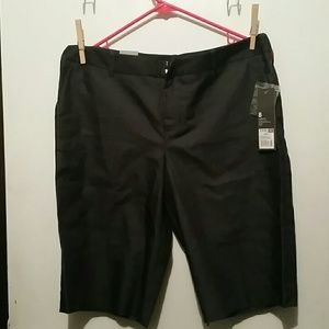 NWT Mossimo Bermuda Pants